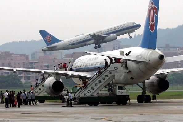 American Airlines to acquire stake in China Southern Airlines