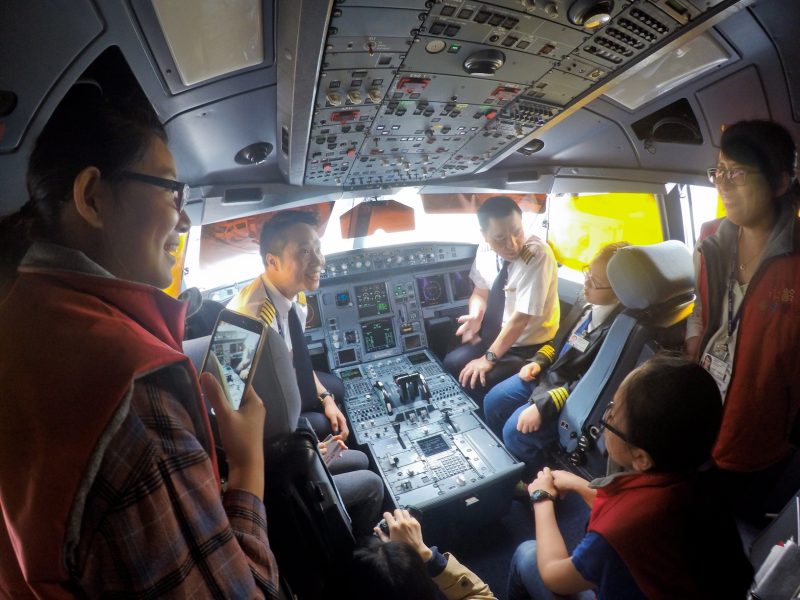 Hong Kong Airlines hosts its first Junior Program for Taiwan students