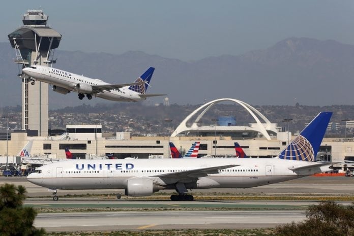 “Hello, Buongiorno, Ahoj, Hallo!” United Airlines announces new routes