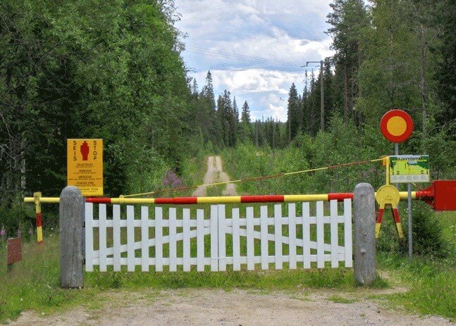 Grifter Sets Up Fake Border Between Finland And Russia