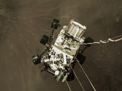 NASA’s Perseverance rover sends sneak peek of Mars landing