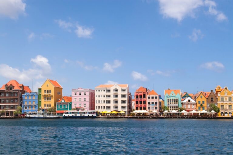 Curaçao adds local antigen test to entry requirements