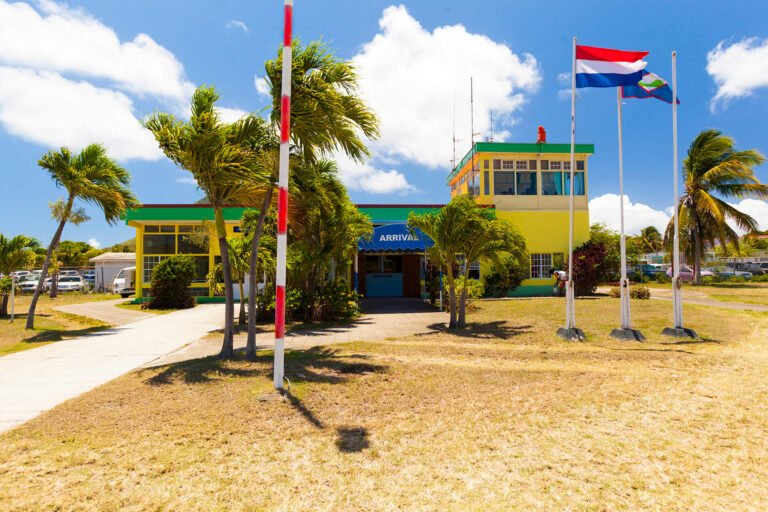 Statia further opens up its borders