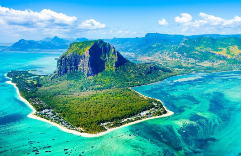 Mauritius sets up 14 'resort bubbles' for returning foreign tourists