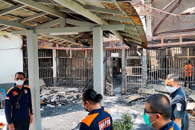 At least 41 killed, 80 injured in Jakarta prison fire